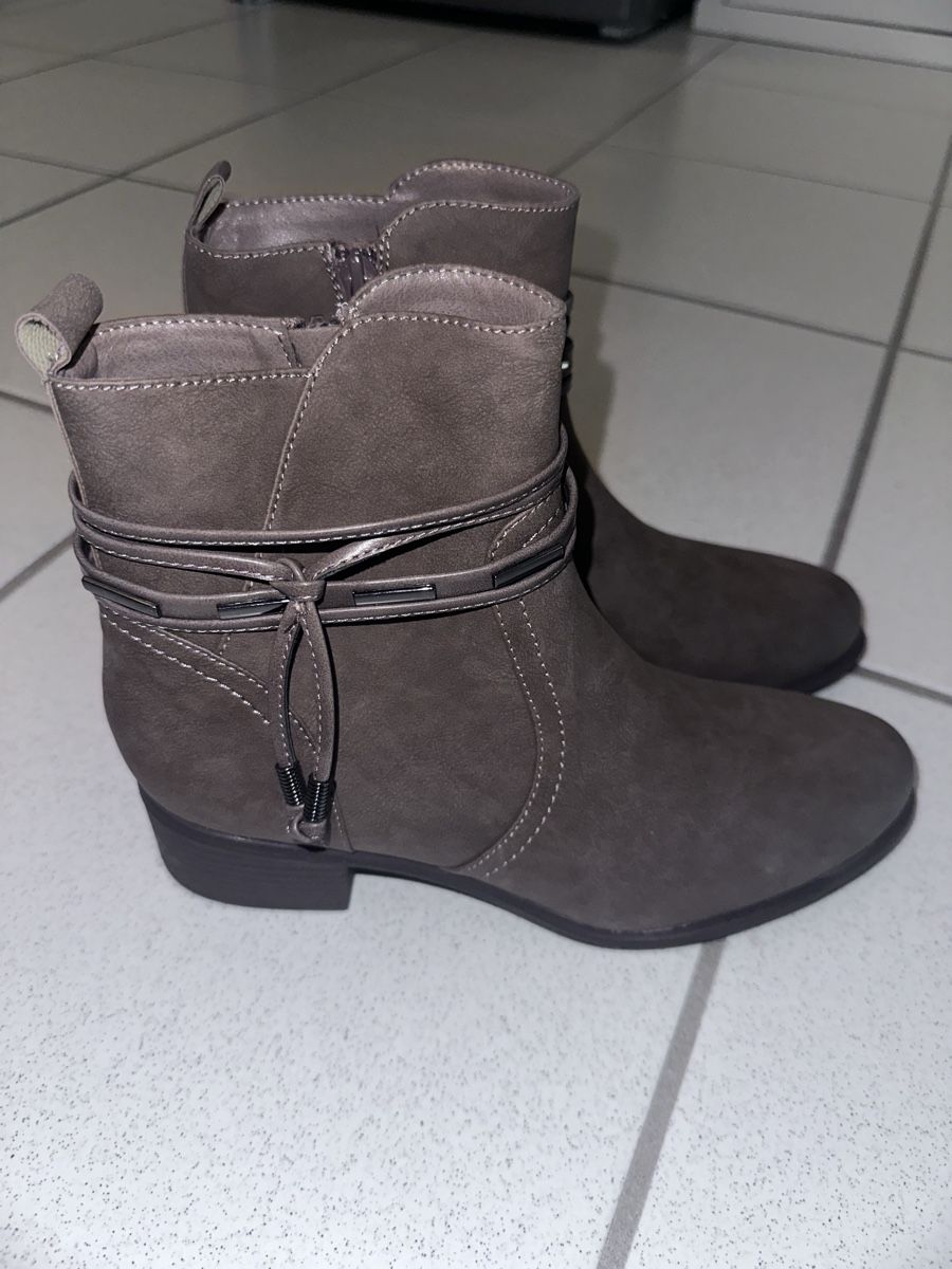 Graceland Damenschuhe: Stiefeletten Gr. 40 – Gebraucht aus Buus von 2019dp