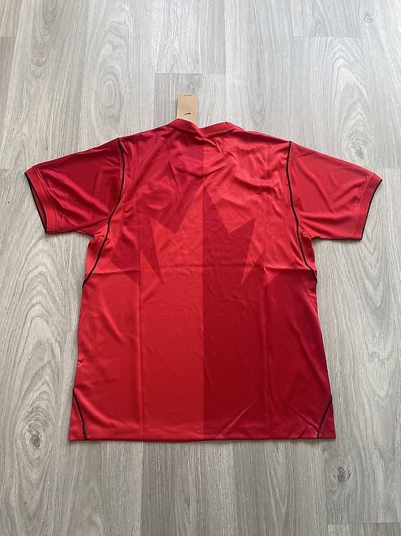 Maillots de corps & Pantalons: Kanada Trikot Neu – D'occasion à Biel/Bienne par Bolagol9 2