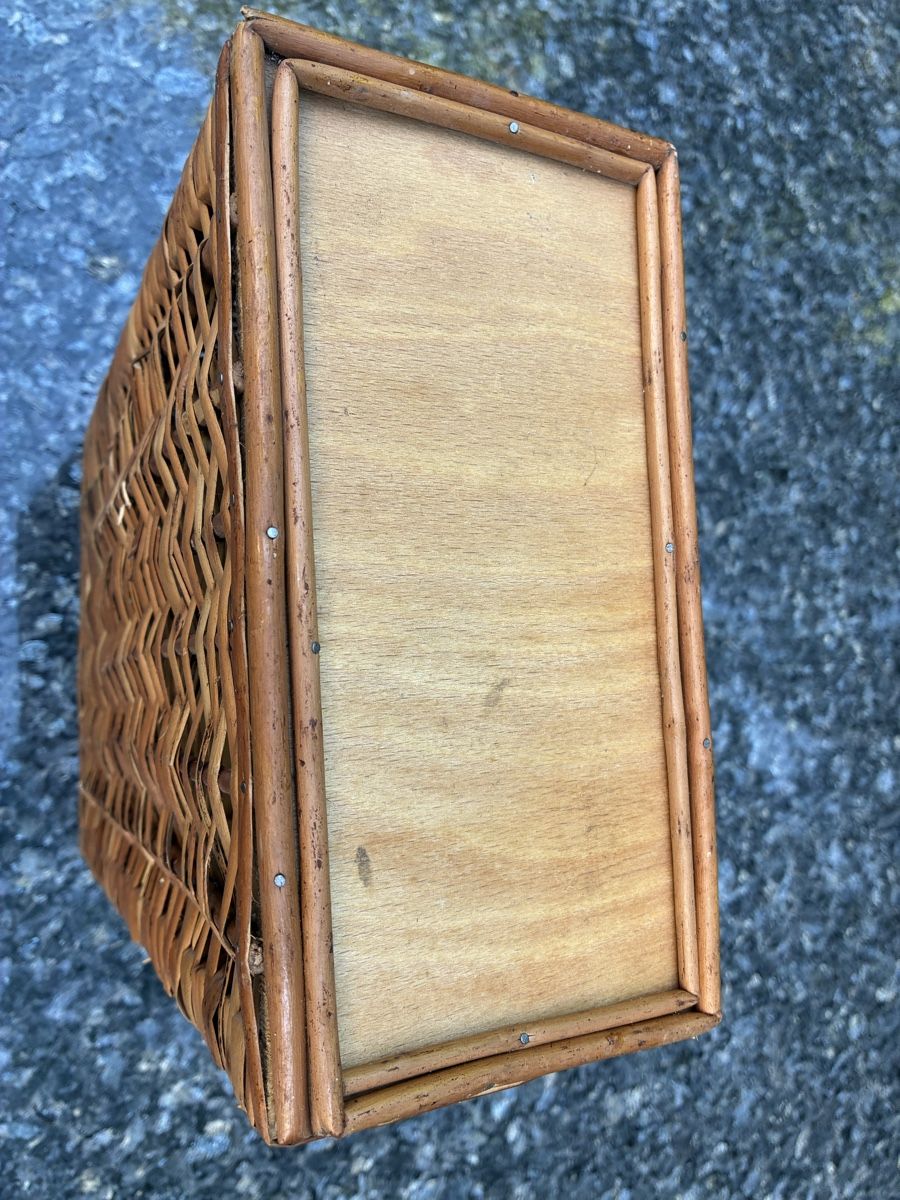 Altro in Antiquarato & Arte: Korb Rattan Holz mit Ledergriff und Verschluss – Usato da Bolligen venduto da Vroni23 9