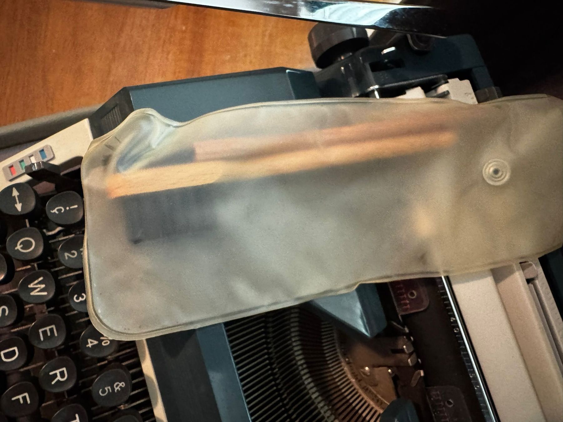 Macchine da scrivere: Schreibmaschine inkl. Koffer – Usato da Egg b. Zürich venduto da Brocki_Insel_Egg 3