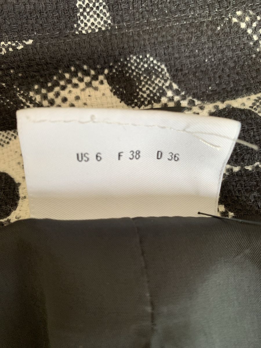 Akris Giacche: AKRIS: Lässiger schwarz/weiss gemusterter Blazer, 36 – Usato da Luzern venduto da paulablue 7