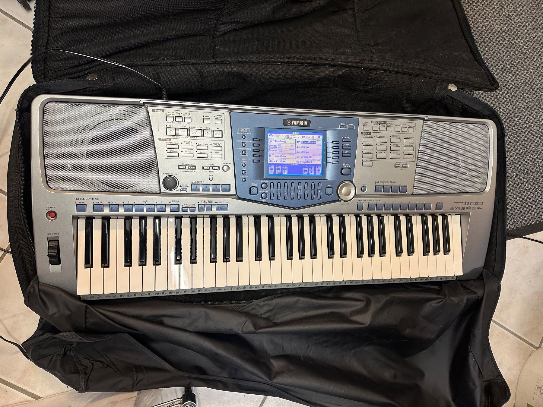 Yamaha Instruments de musique: Yamaha Keyboard – D'occasion à Thalheim AG par lucecc