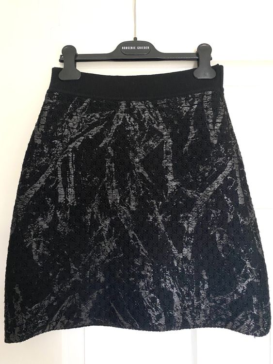 Chanel Rock (Gebraucht) in für CHF 250 – mit Lieferung auf Ricardo kaufen