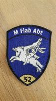 Badge M Flab Abt 52 gold