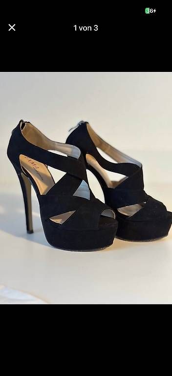 Chaussures femmes: High Heels Gr. 36 – D'occasion à Uzwil par nana.93