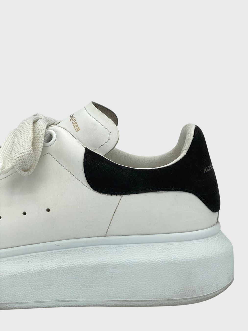 Alexander Mcqueen Damenschuhe: Alexander McQueen Oversized Platform Sneaker EU 36 Weiß – Gebraucht aus Zürich von shoe_shop 4