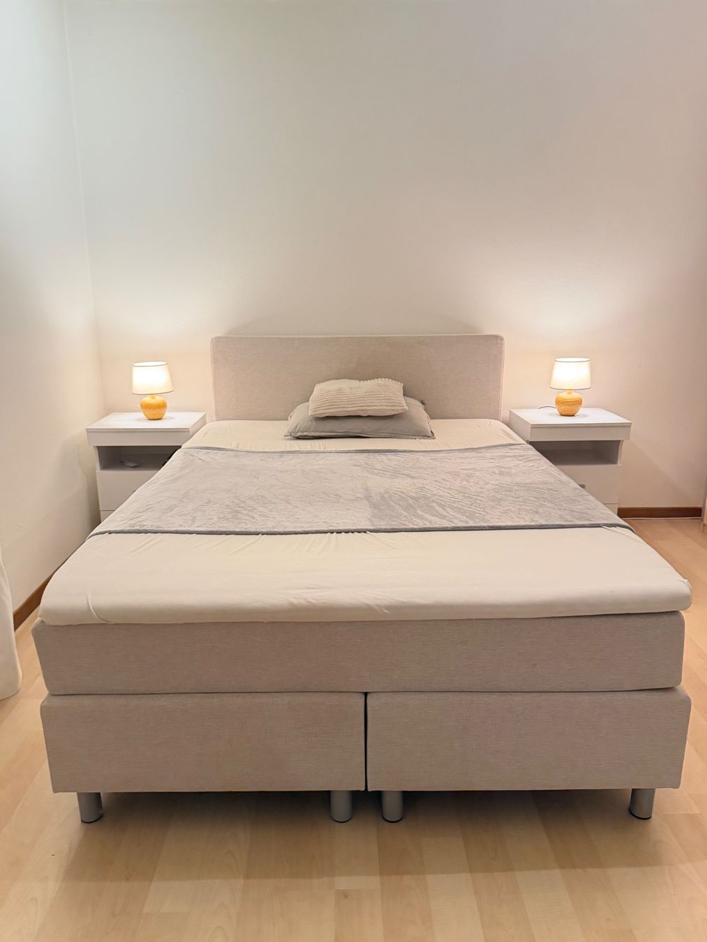 Letti: Boxspringbett 140x200cm beige – Usato da Schwerzenbach venduto da Cyrilho10