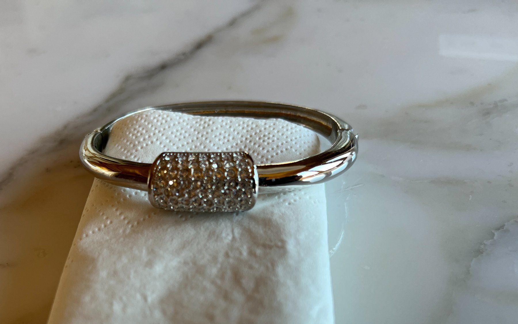 Armbänder & -reifen: Armspange, Strass – Gebraucht aus Bern von cubus01 7