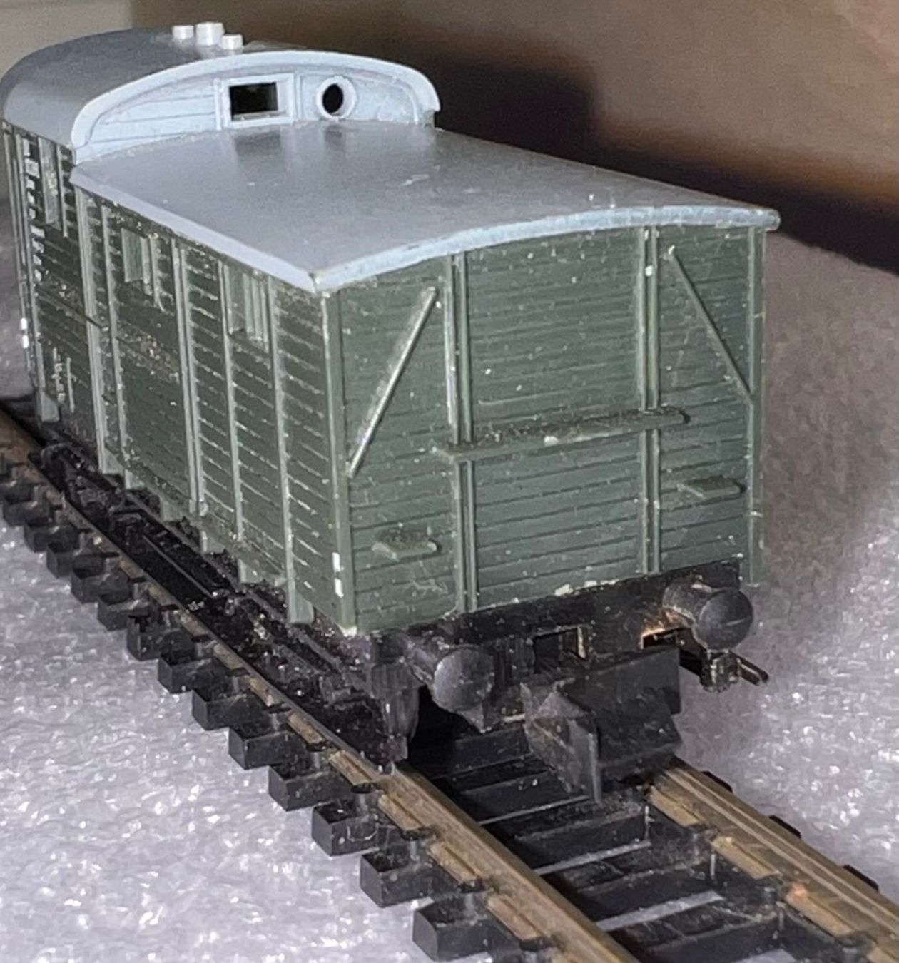 Trix Modellini di ferrovie: Minitrix - Güterwagen-Begleitwagen (13254) – Usato da Basel venduto da jonnyhaas 3