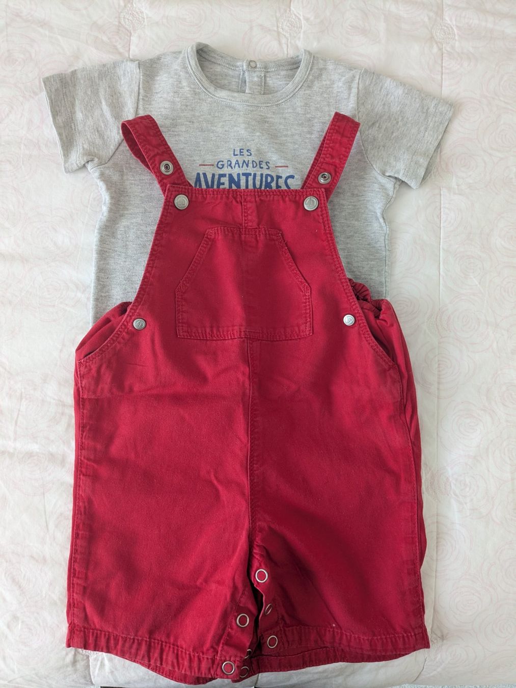 Petit Bateau Lotti & Set di vestiti: Petit Bateau Sommer Set – Usato da Prangins venduto da Ivy2016