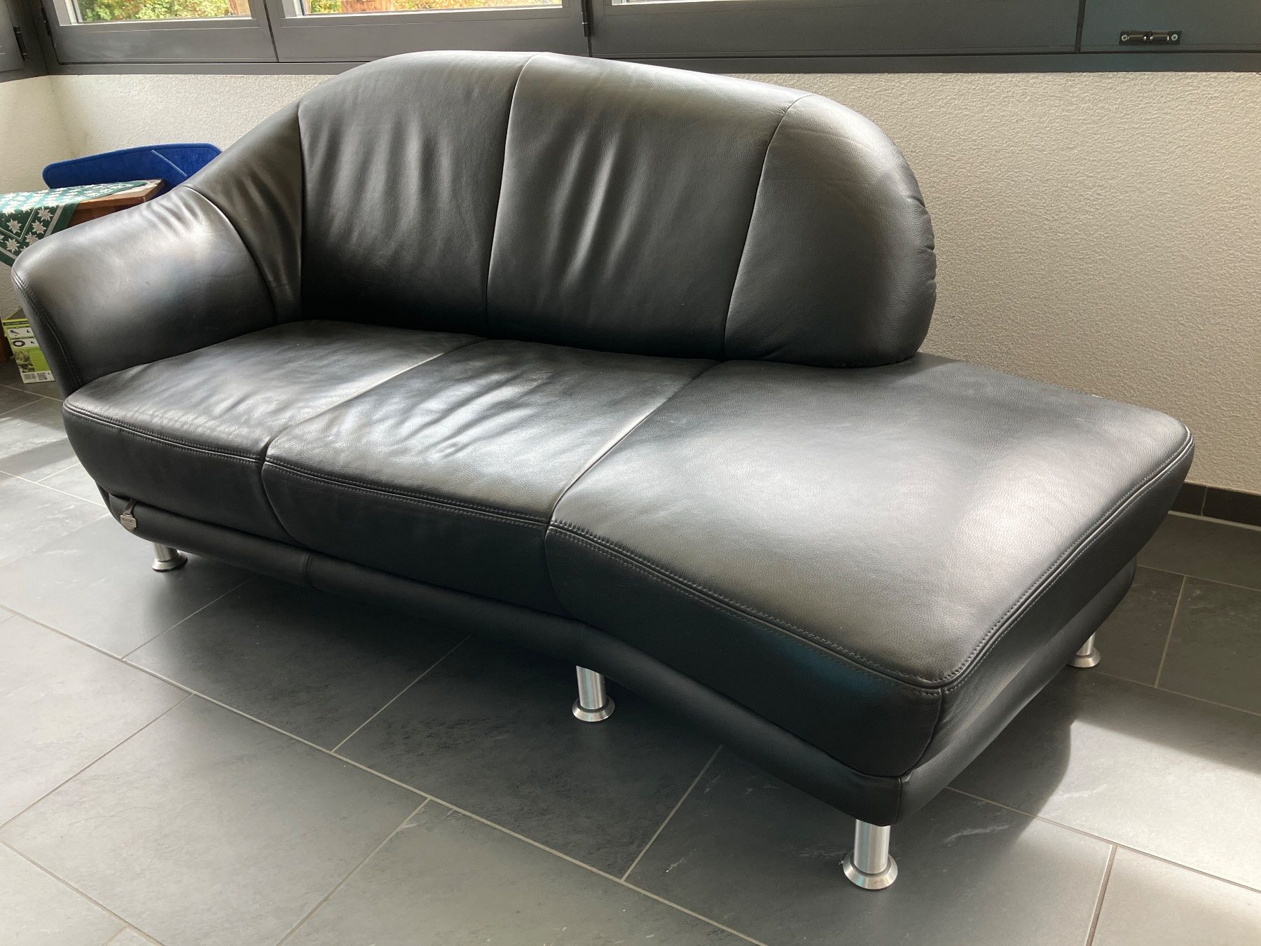 Sofas: Sofa Récamiere - Leder schwarz – Gebraucht aus Pratteln von Rambass