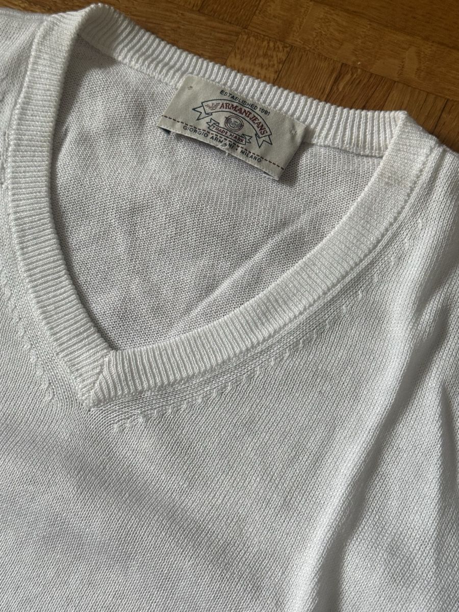 Maglioni & Felpe: Armani Jeans V-Neck Sweater tg. M – Usato da Pully venduto da football_shirts
