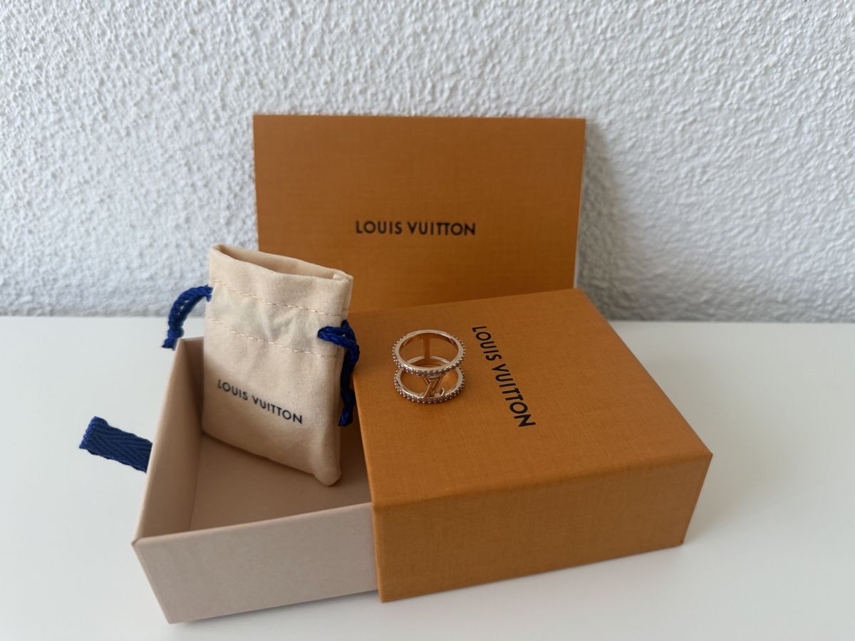 Louis Vuitton Bagues: Louis Vuitton Ring Grösse M neu – Neuf (Voir description) à Triesen par Mariana19