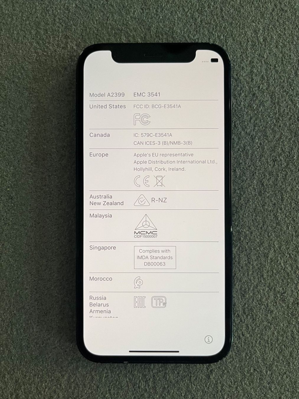 Apple Telefoni cellulari / Smartphones: iPhone 12 mini, Midnight Blue, gebraucht – Usato da Thalwil venduto da ricarda010 3