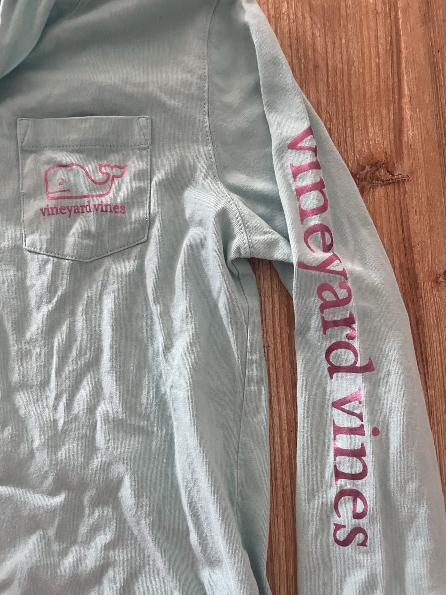 Burton T-Shirts: Burton & Vineyard Vines set  – Gebraucht aus Steinhausen von MSKZG 1
