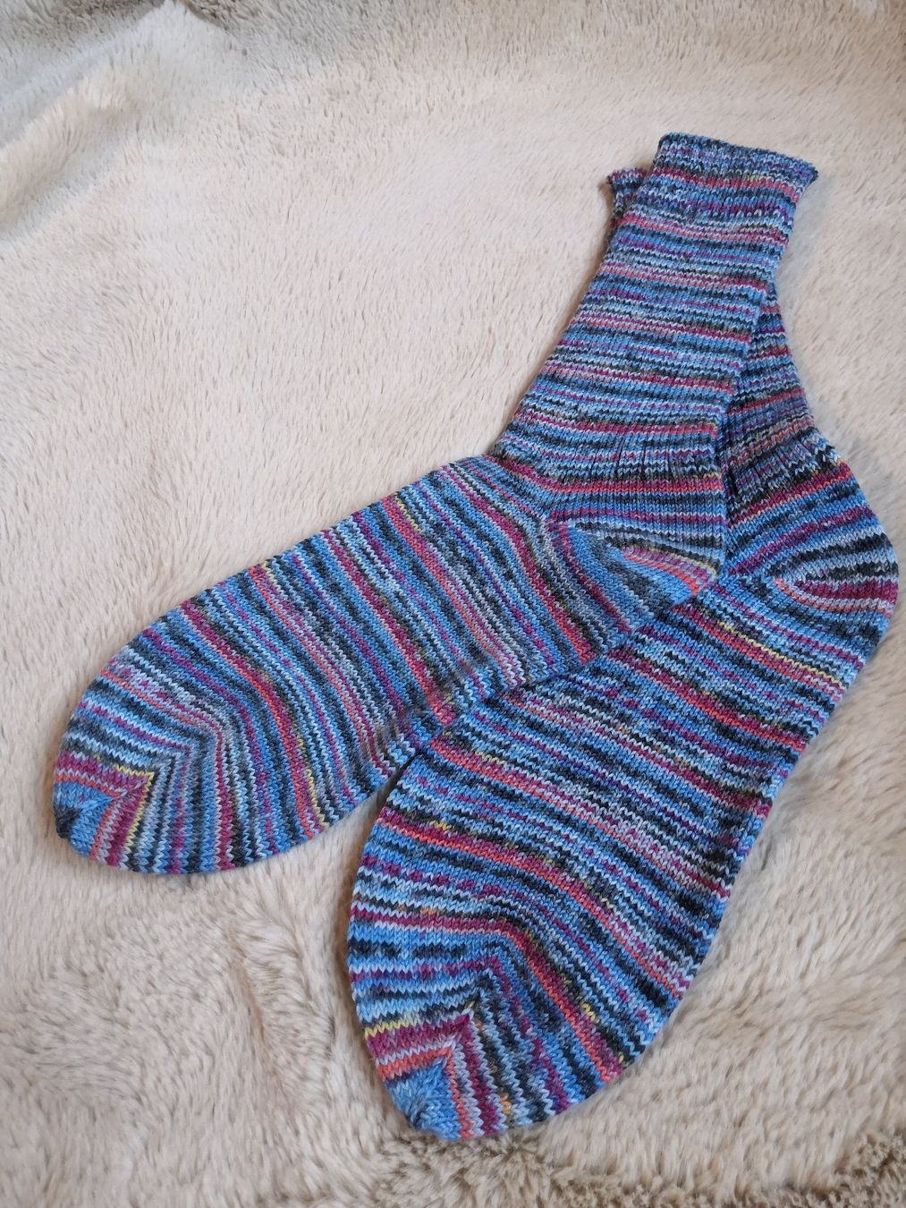 Socken: Coole Wollsocken von MARO,Gr.45/46 – Neu und originalverpackt aus Birsfelden von Pluesser 1