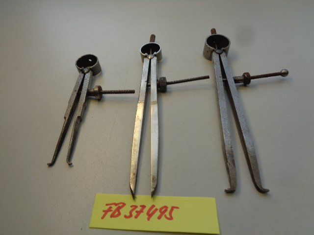 Compassi: 3 x Zirkel – Usato da Urtenen-Schönbühl venduto da ATELIERXXI