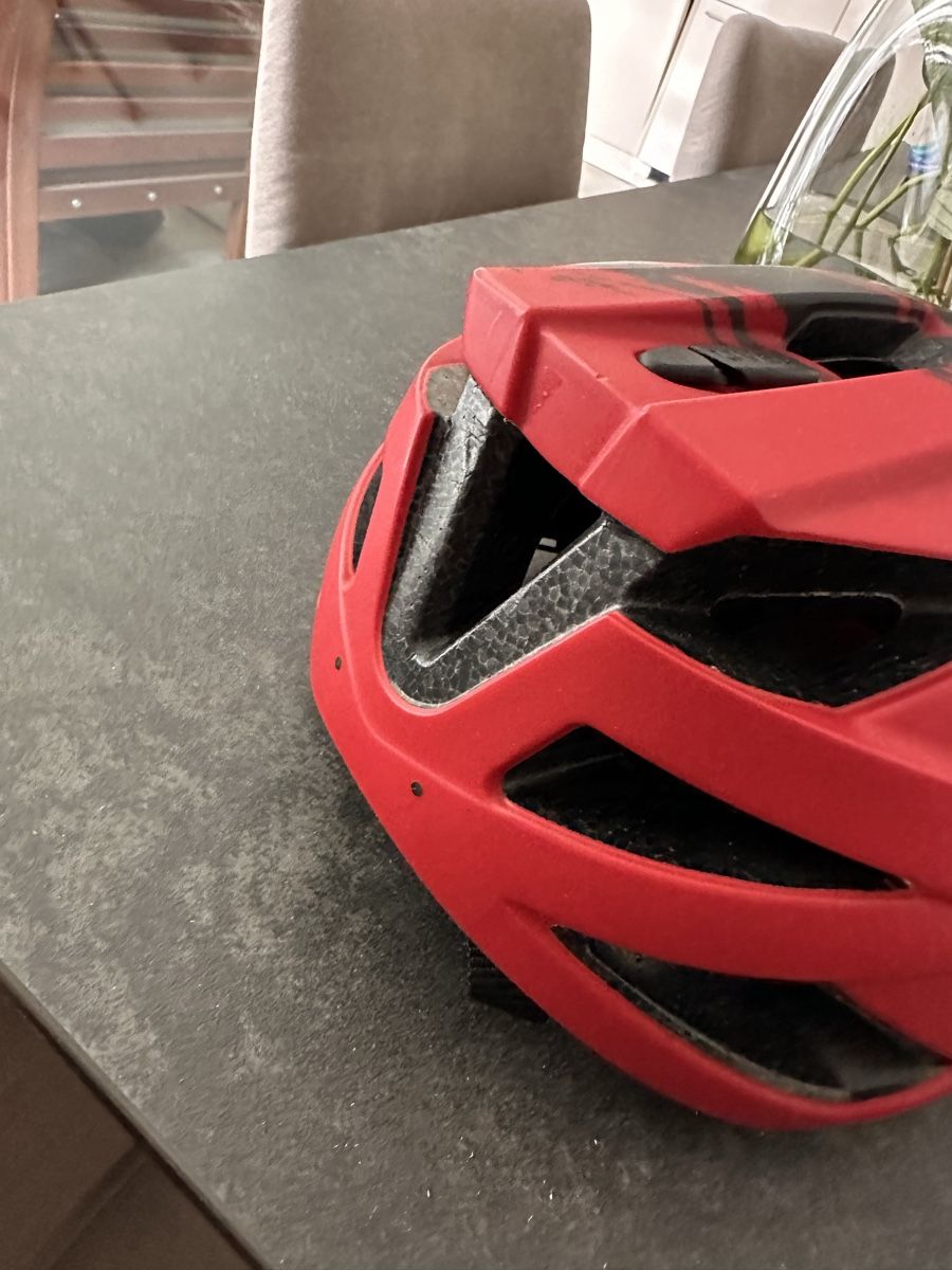 Caschi: UVEX Fahrradhelm Männer – Usato da Zürich venduto da dan_bxq2 1
