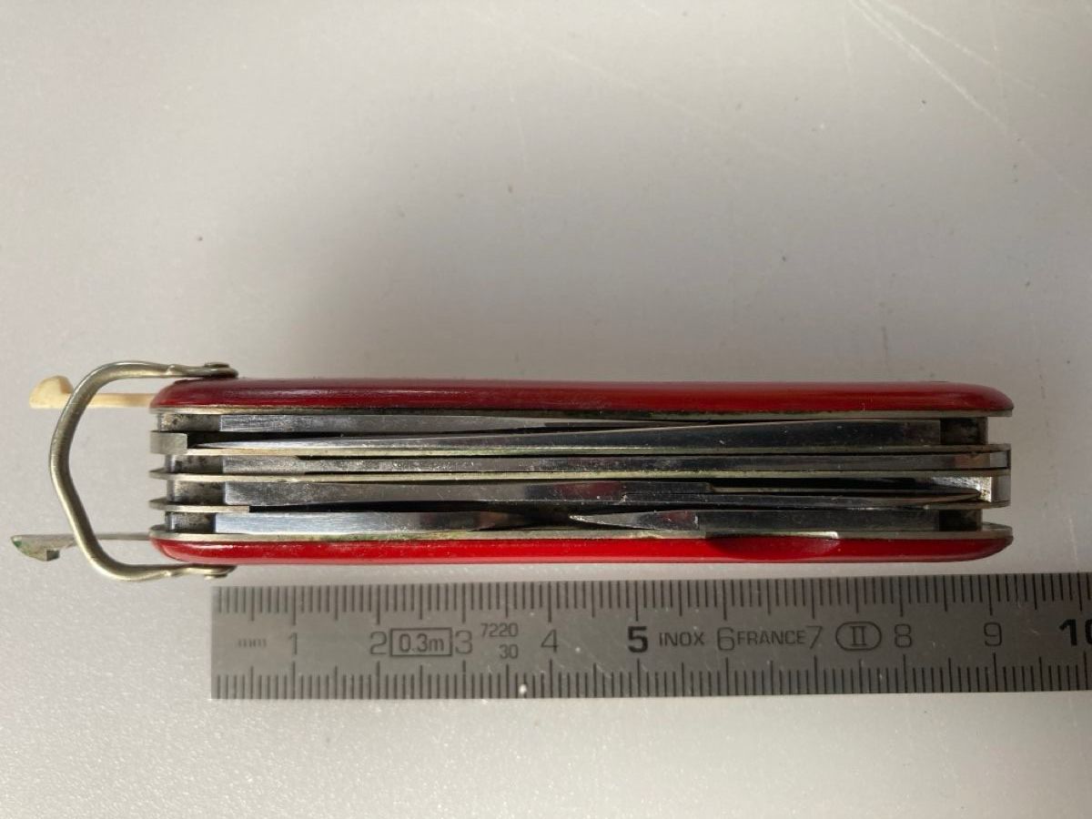 Victorinox Couteaux de poche: Sackmesser – D'occasion à Krauchthal par colligio 4