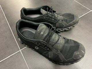 On Herrenschuhe: ON Schuhe schwarz M43 – Gebraucht aus Gommiswald von Anika6