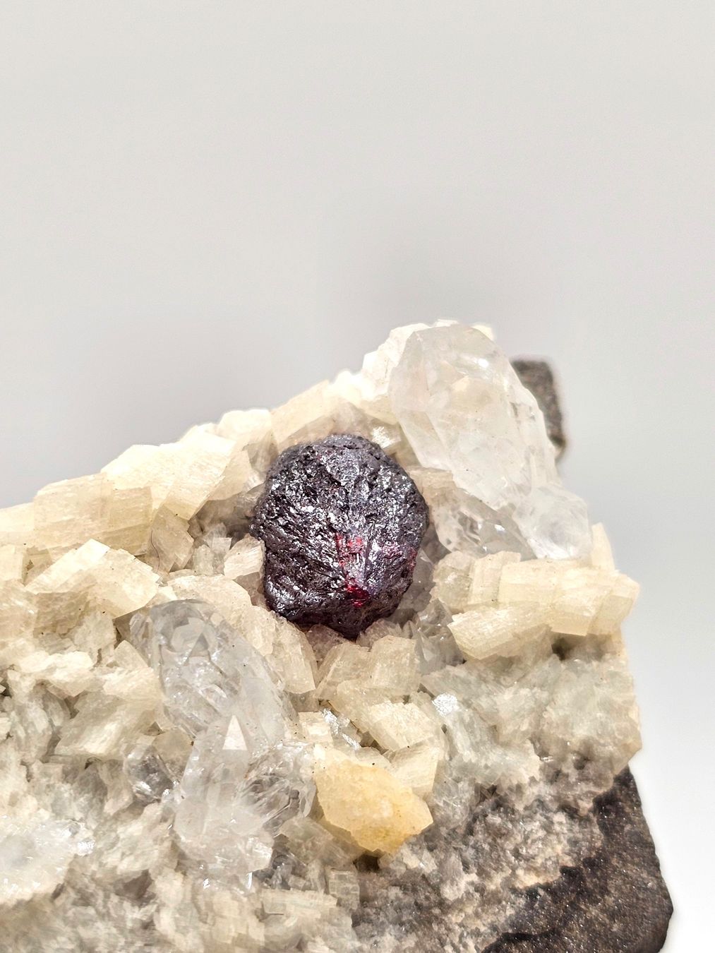 Mineralien & Heilsteine: Cinnabar, Xiangxi, Hunan, China – Gebraucht aus Figino von panshop 5
