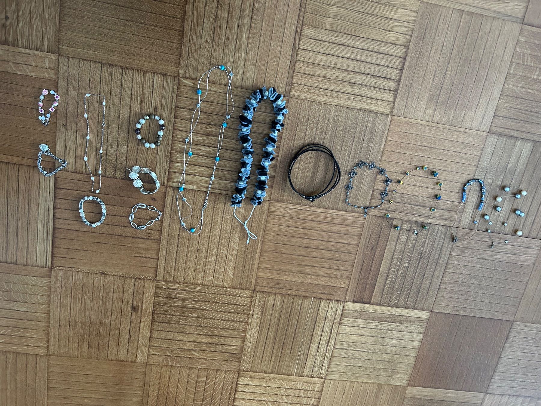Altri gioielli: Bijoux divers – Usato da Savigny venduto da Althea0202