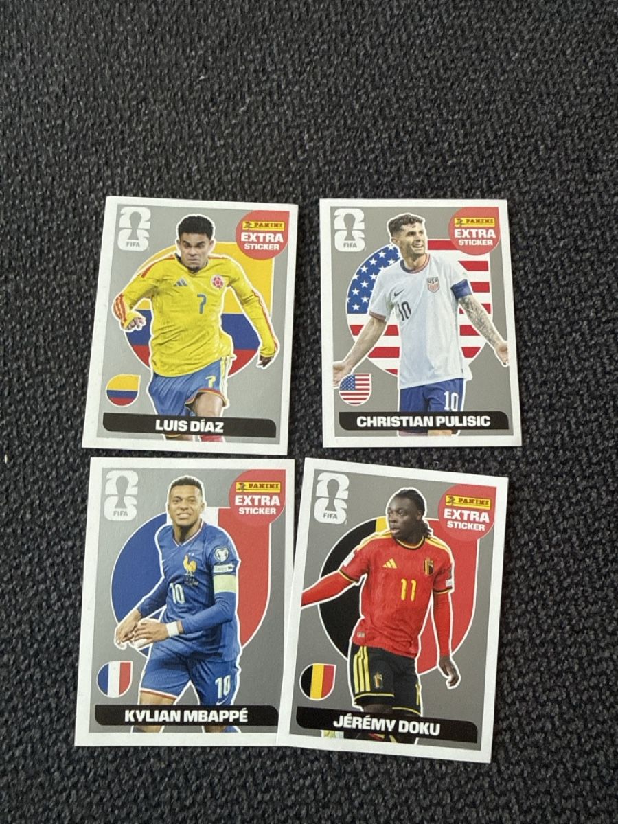 Panini Cartes à collectionner: 4 Extra sticker silber – Neuf avec emballage d'origine à Maienfeld par and_g6ts