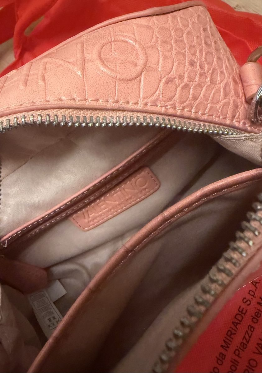 Valentino Altro in  Abbigliamento & Accessori: Sac Valentino – Usato da Valeyres-sous-Montagny venduto da Elianinha21 4