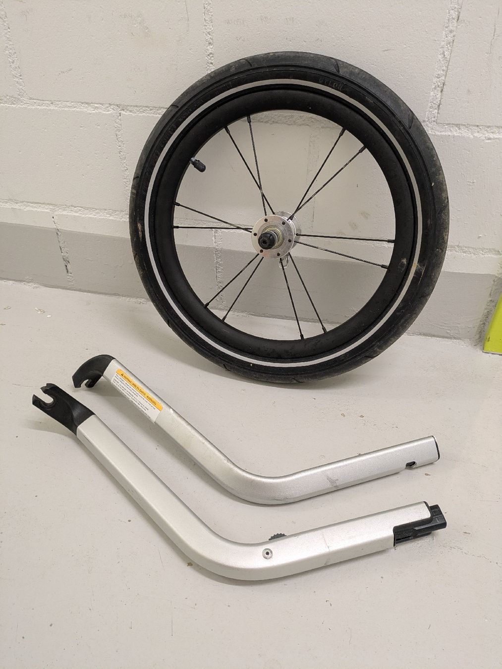 Thule Anhänger: Thule Chariot jogging kit  – Gebraucht aus Uetikon am See von leaspa