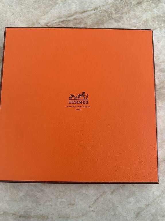 Hermès Foulard & Sciarpe: Hermes Foulard – Nuovo (secondo la descrizione) da Bülach venduto da Alevinc 1