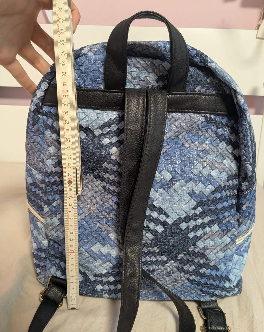 Zaini: Modischer Rucksack mit viel Stauraum – Usato da Buchs SG venduto da Brigitte-Noemi 3