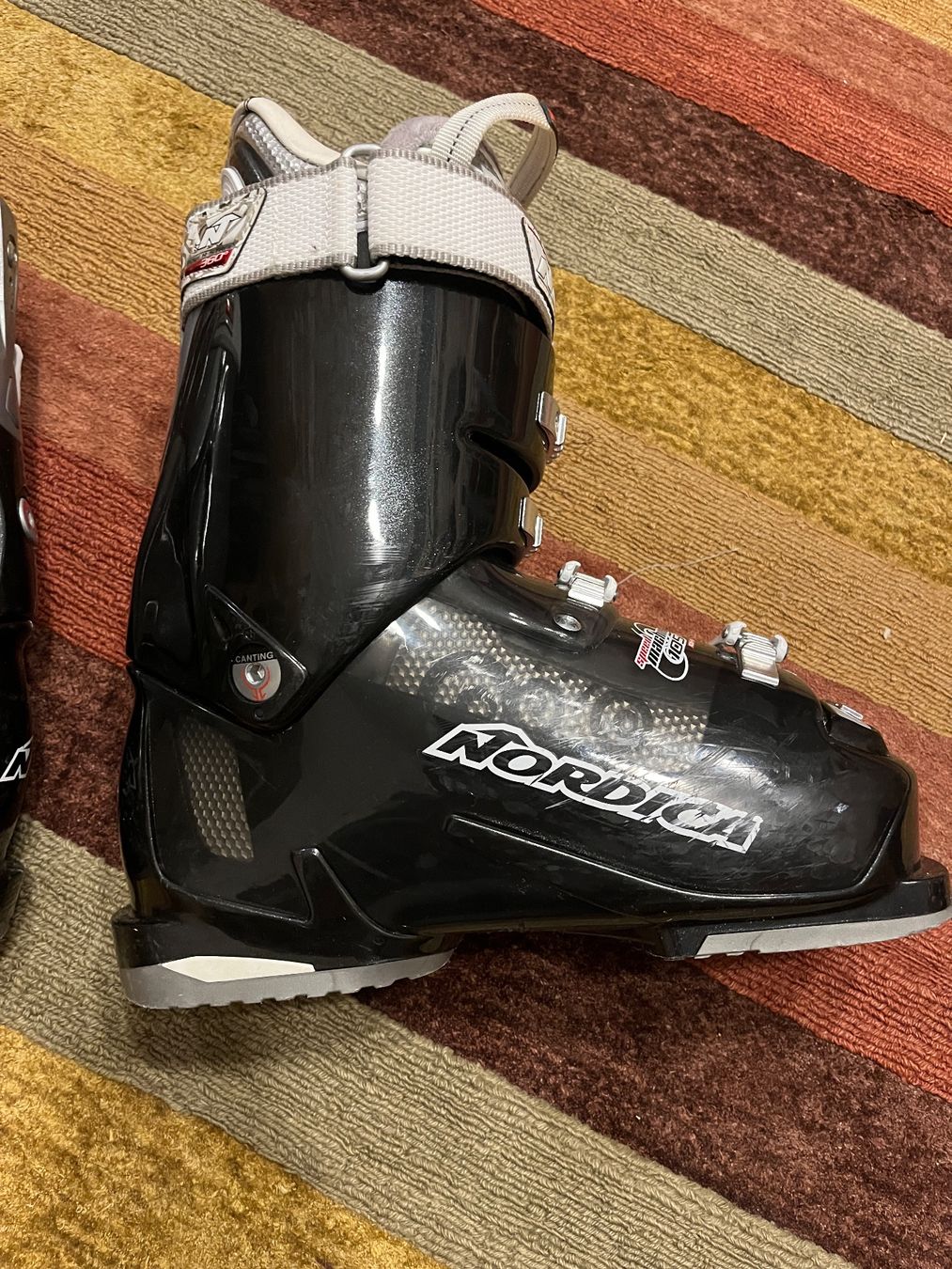 Nordica Scarpe da uomo: Scarponi sci nordica speedmachine 105W - 250-255mm – Usato da Mendrisio venduto da cost.del 4