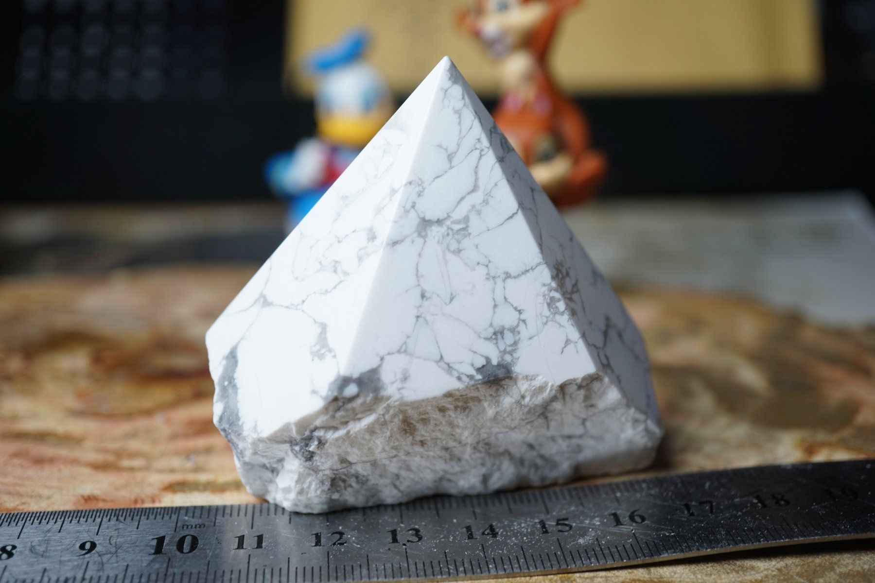 Minerali & Pietre curative: Magnesit   Spitze   6cm x  4cm – Nuovo e nell'imballaggio originale da Eschenbach SG venduto da topstone