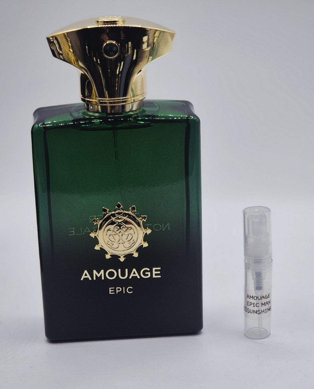 Amouage Profumi & Eau de Toilette: 2 ml EPIC MAN AMOUAGE ABFÜLLUNG – Nuovo (secondo la descrizione) da St. Gallen venduto da CaliSunshine