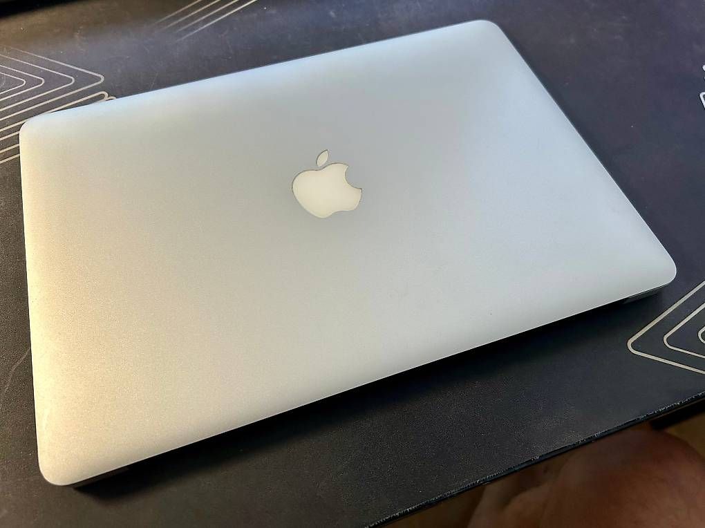 Apple Portables: MacBook Air – D'occasion à Préverenges par san_2wc2 1