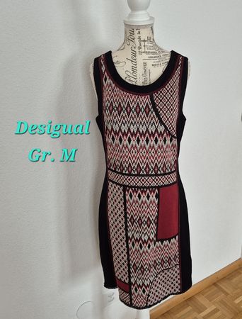 Kleid Desigual schwarz gemustert Grösse M ärmellos