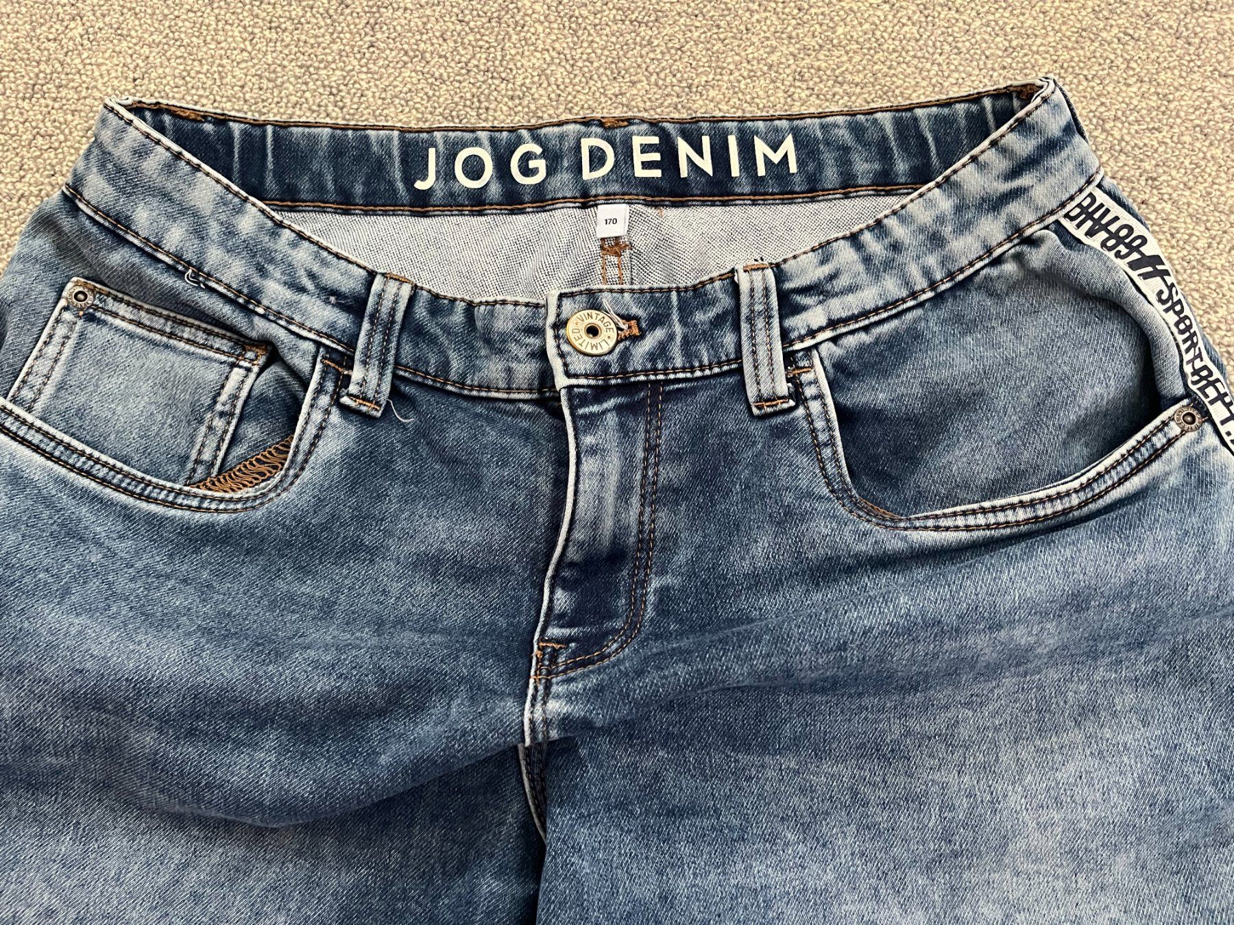 Pantaloni: Short Bermuda Gr 170-176 – Usato da Rekingen AG venduto da nederland1 1