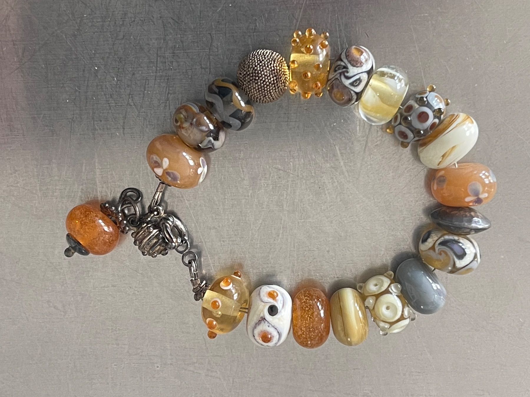 Bracciali & Braccialetti: 2 Wunderschöne Armbänder mit Glasperlen – Usato da Trin venduto da Plusminus2 5