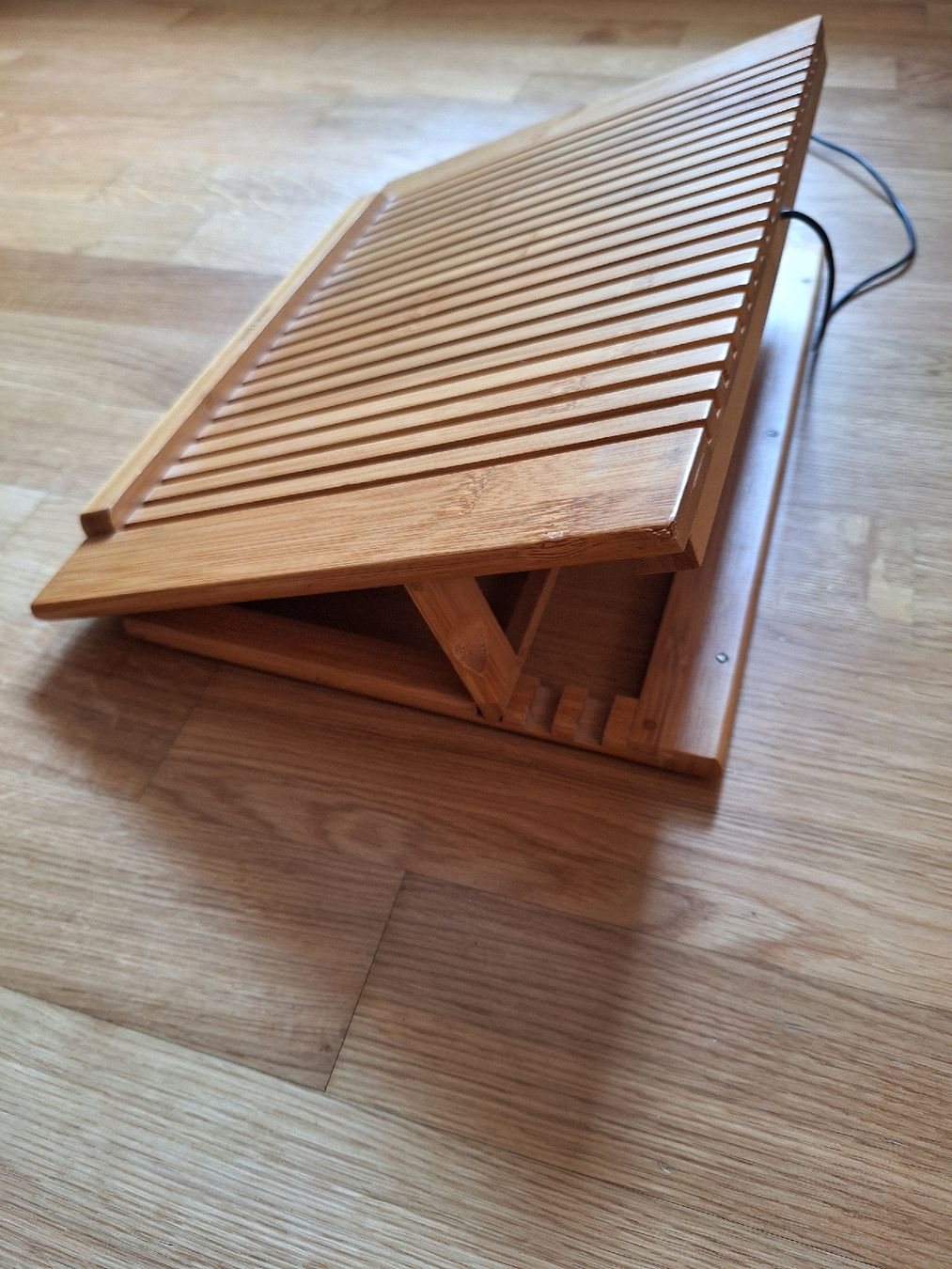 Racks & Cavalletti: Macally Ecofan Pro, verstellbarer Notebookständer – Usato da Zürich venduto da geo_m6mh 3