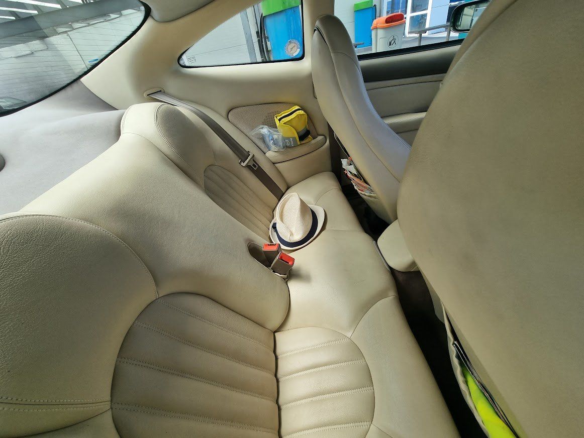 Automobili: Jaguar XK8 Coupe, Jg. 1997 – Usato da Zürich venduto da Pinogaudio 4