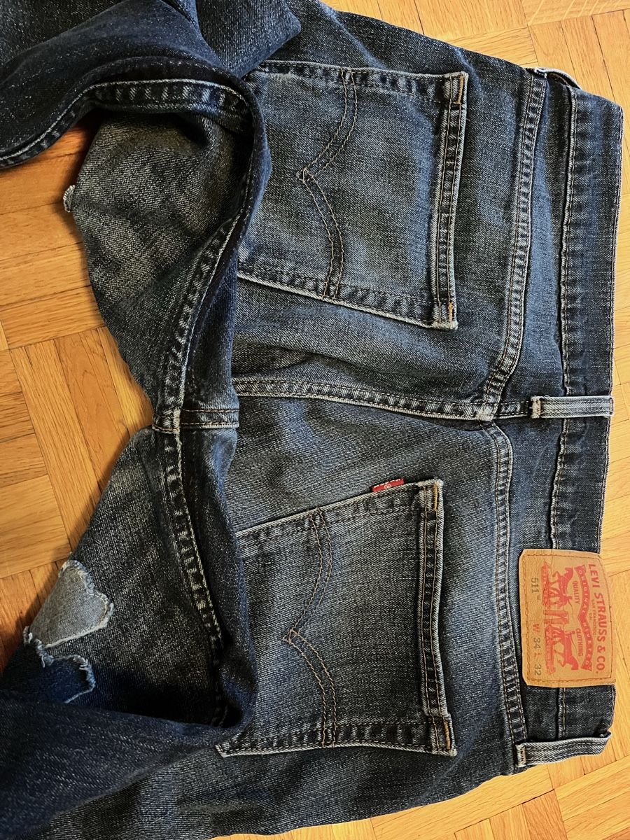 Levi's Jeans: Levis w34 L32  jeans patchs nuages – Nuovo (secondo la descrizione) da Genève venduto da ct_fqr8 4