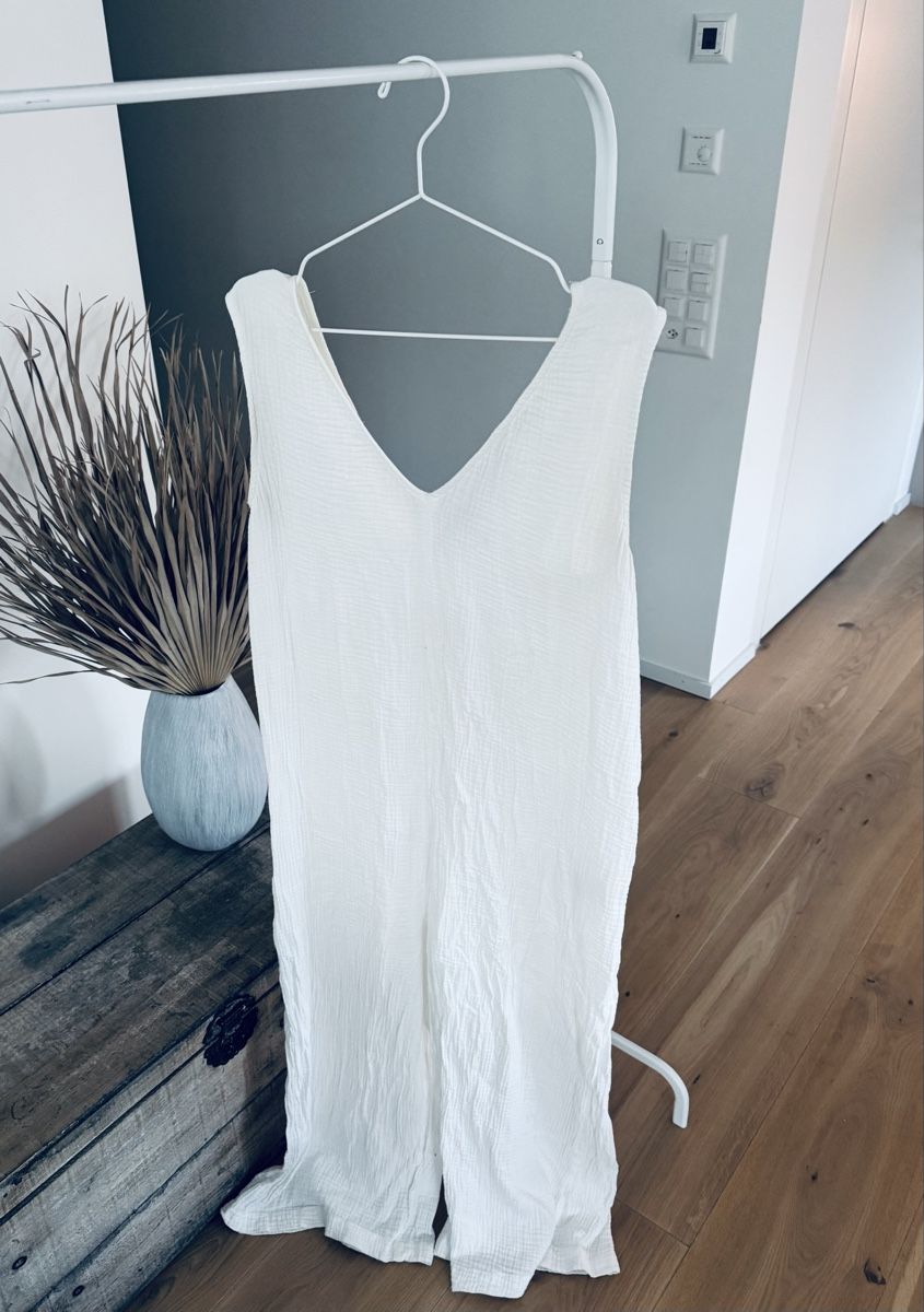 Jumpsuits: Weisser Overall – Neu (gemäss Beschreibung) aus Zürich von sany07
