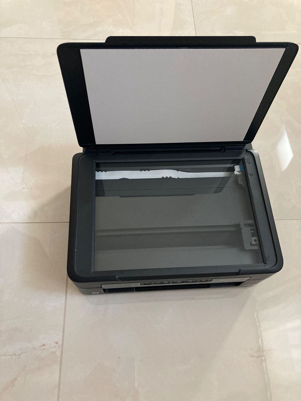 Epson Stampanti: Drucker Epson Expression schwarz gebraucht – Usato da Oberhasli venduto da IsmailRammal 1
