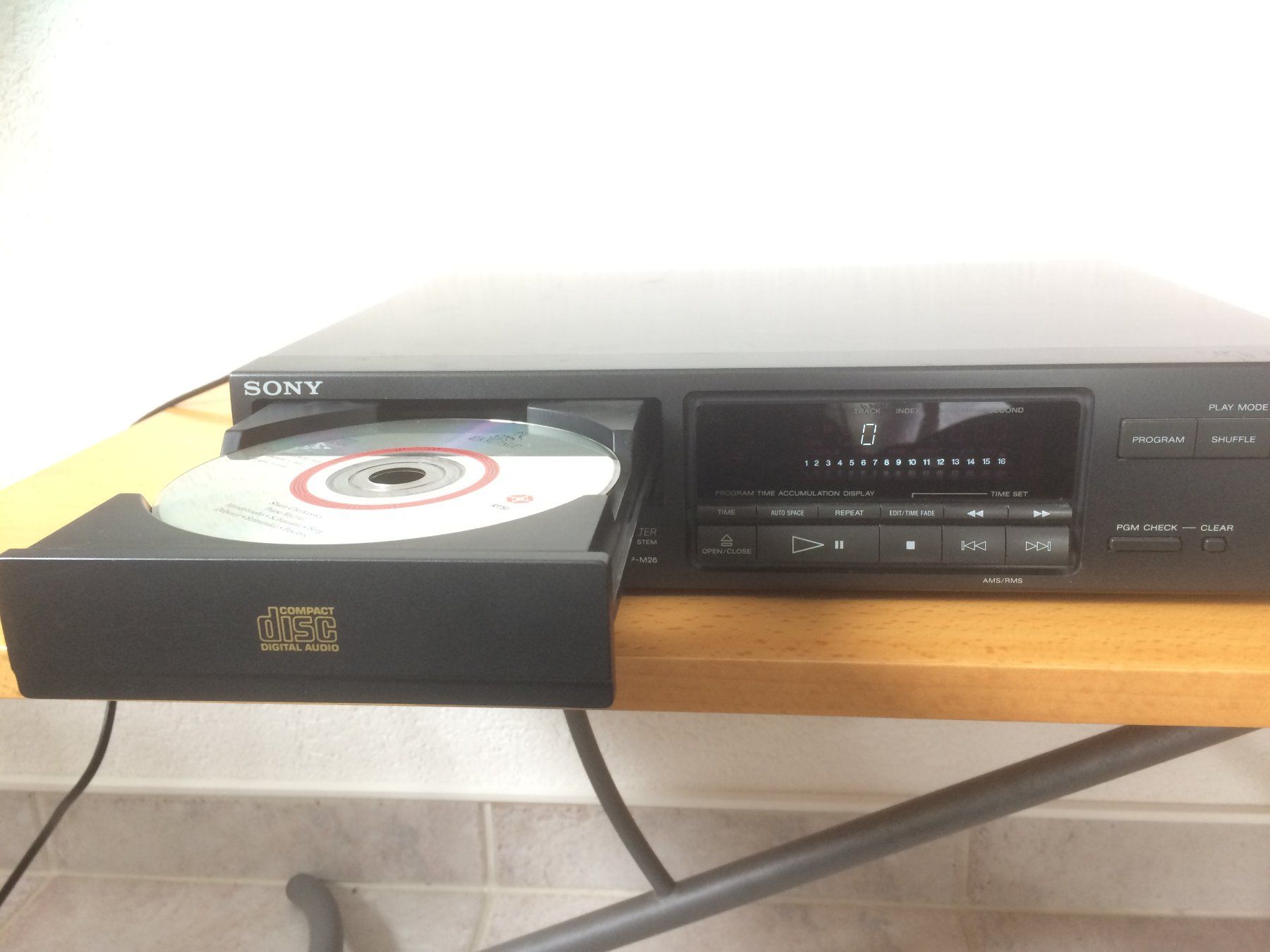 Sony Systèmes audio & multimédias: Sony XO-D301 Stereo – D'occasion à Fribourg par Werkt 3