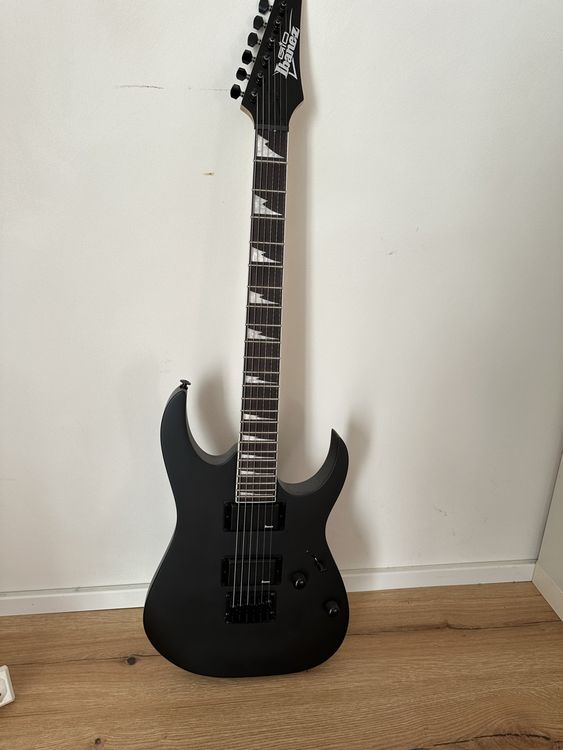 Ibanez Gio EGitarre mit VOX mini Kopfhörer AMP Kaufen auf Ricardo