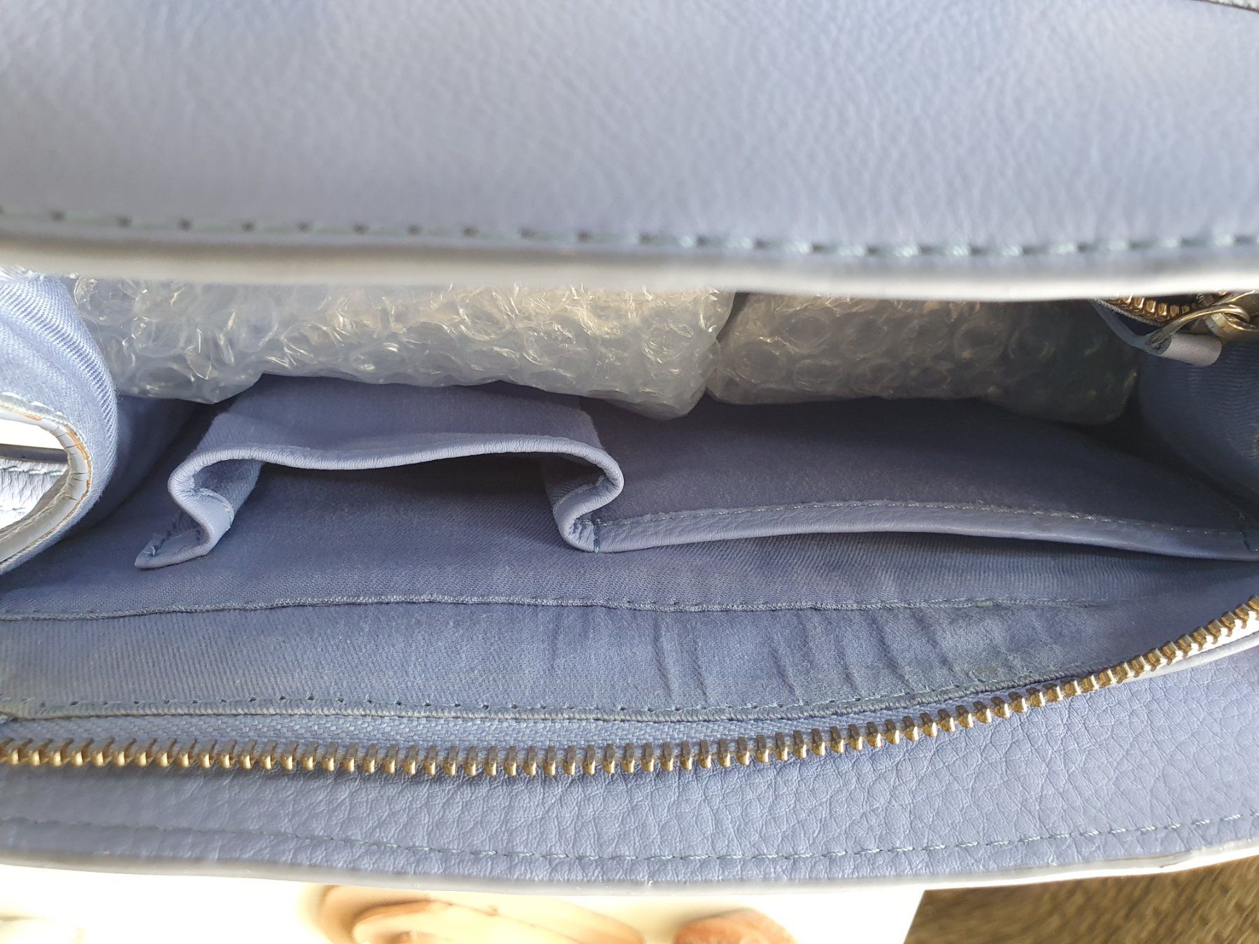 Taschen für Damen: Neue echt Leder-Handtasche hell-violett, nie gebraucht – Neu (gemäss Beschreibung) aus Zürich von sunflower89 4