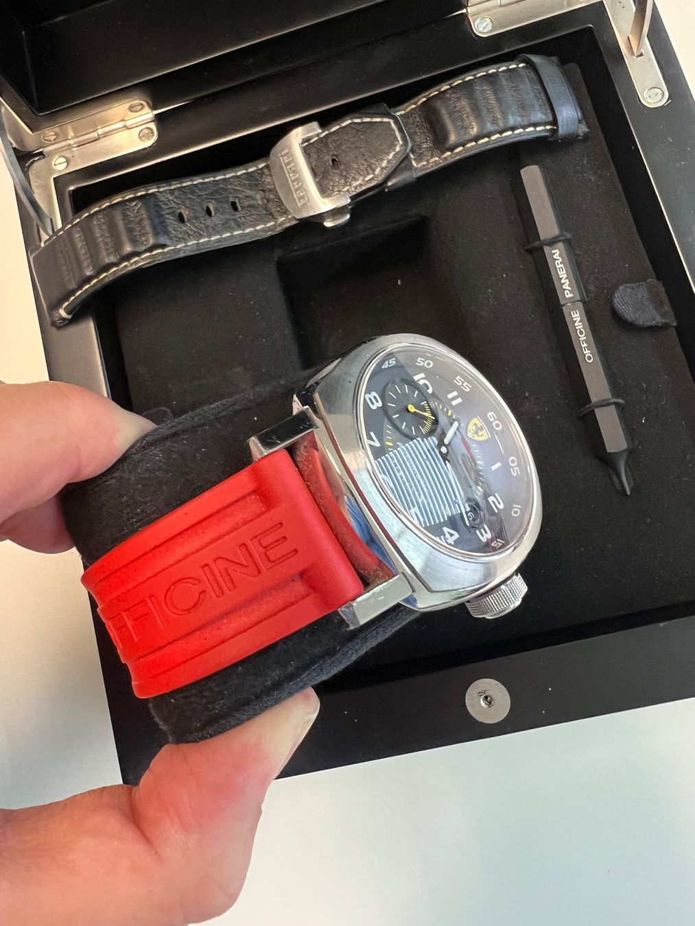 Panerai Montres: Panerai Ferrari Automatic / FER00002 – D'occasion à Derendingen par MDPshopandmore 2