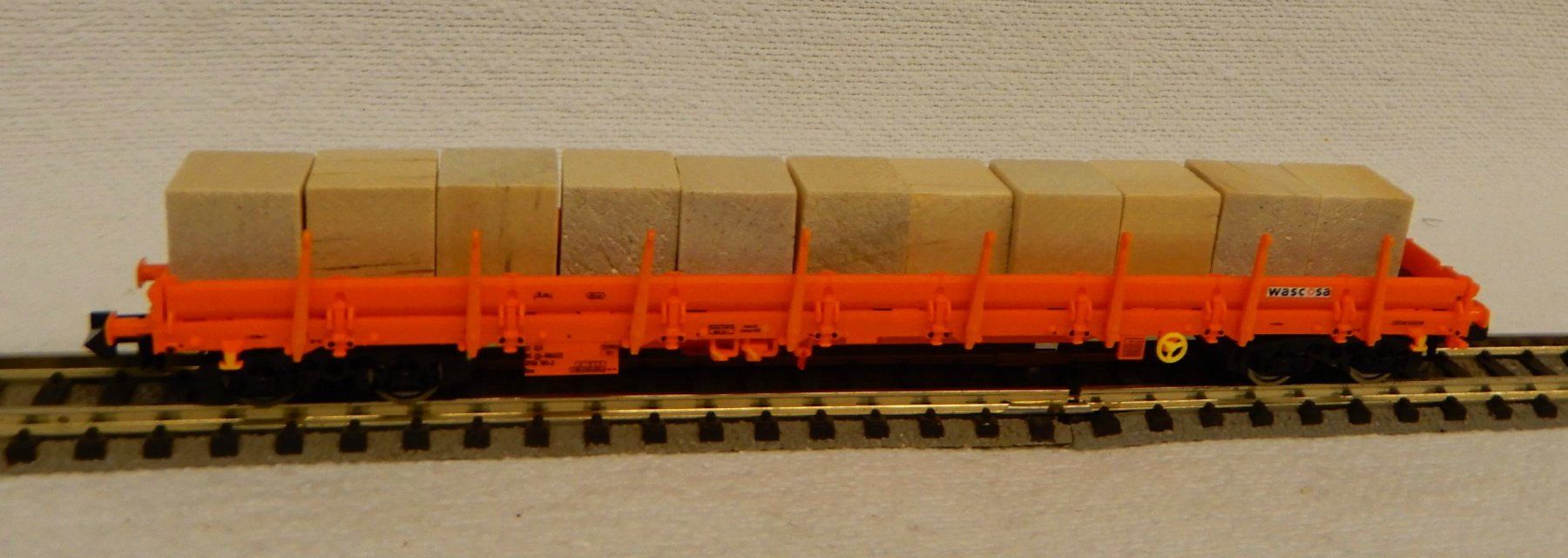 Fleischmann Modellini di ferrovie: Fleischmann Rungenwagen beladen – Nuovo e nell'imballaggio originale da Rupperswil venduto da Ropi03