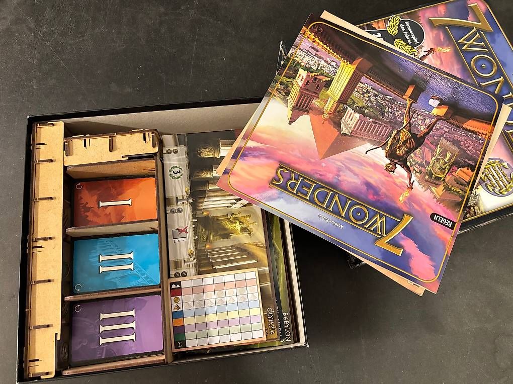 Giochi: 7 Wonders - mit Holz Inlay – Usato da Trogen venduto da Rico-Mittelholzer 1