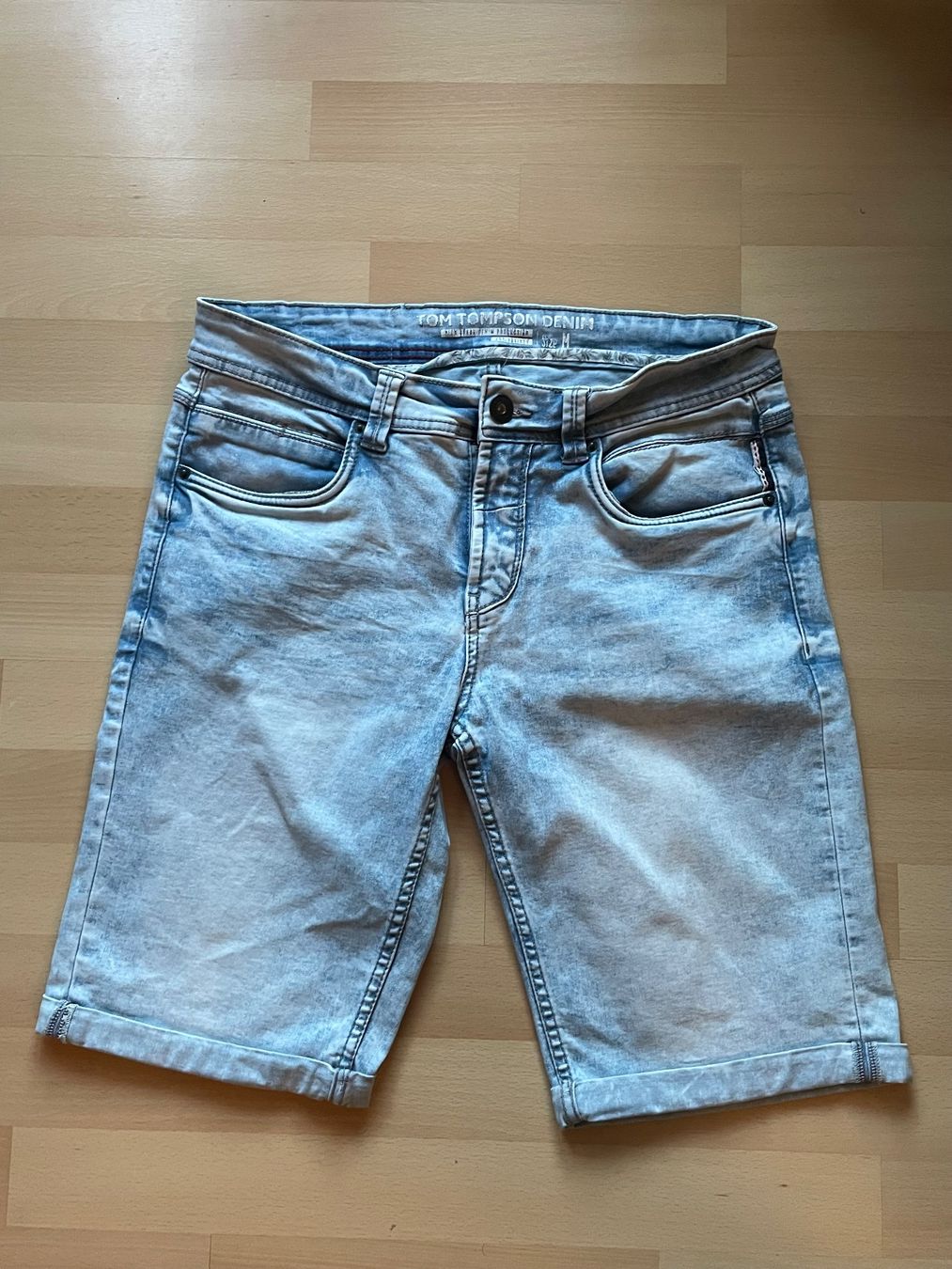 Jeans: Jeans Kurz 5 Stück – D'occasion à Wila par Lokelo 5